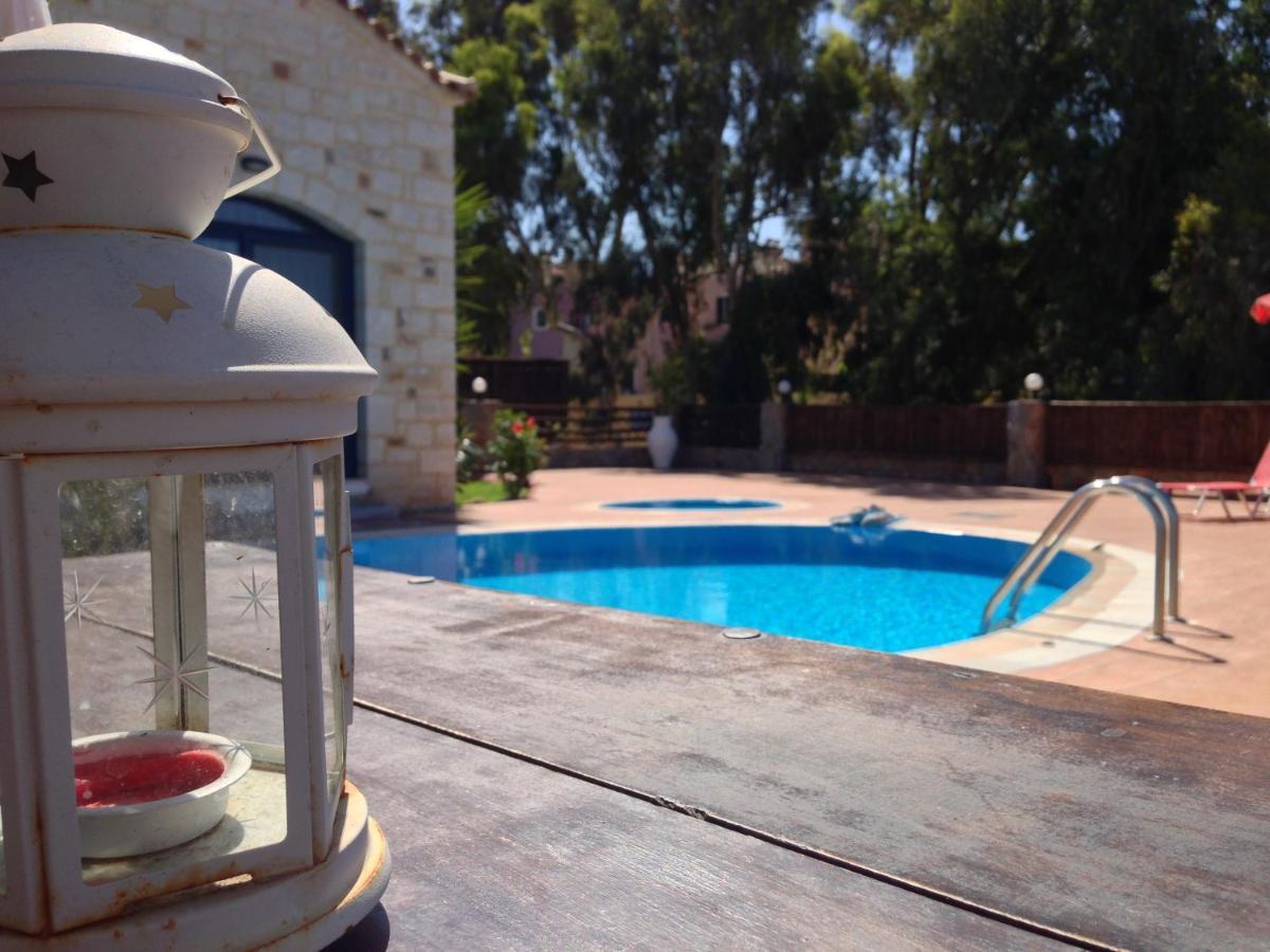 Niriides Villas Old Listing خيرسونِسوس المظهر الخارجي الصورة
