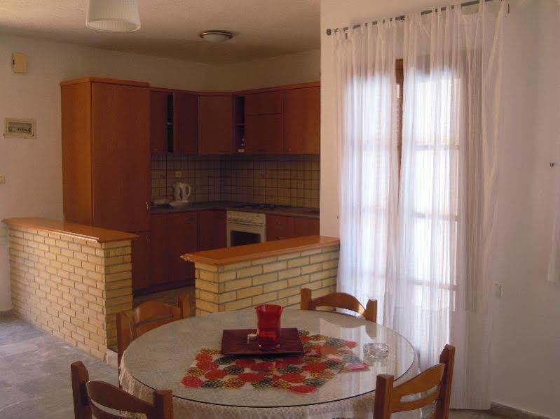 Niriides Villas Old Listing خيرسونِسوس المظهر الخارجي الصورة