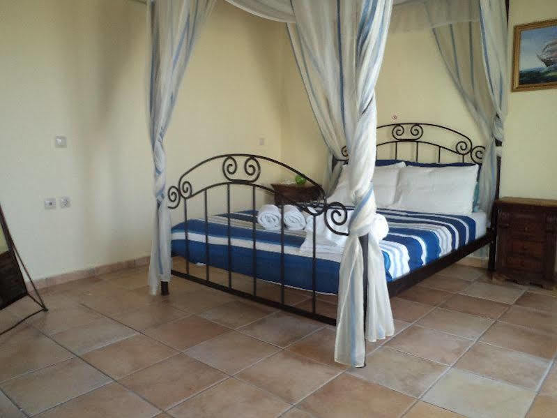 Niriides Villas Old Listing خيرسونِسوس المظهر الخارجي الصورة